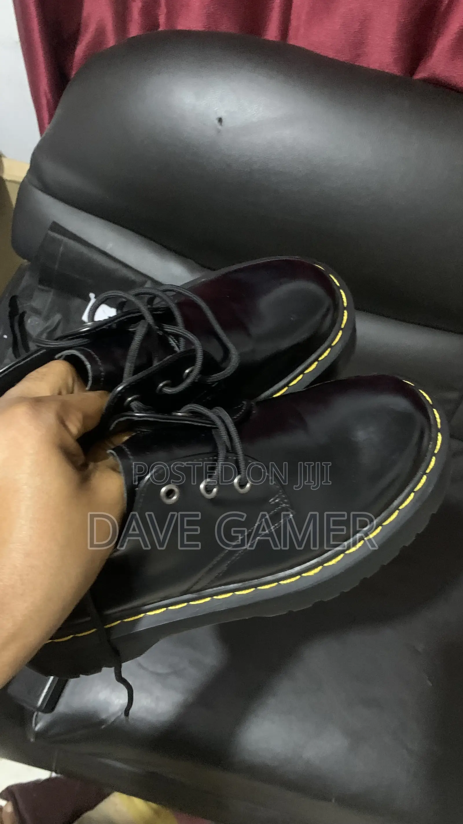 Original Dr. AirWair Martens Quand 1460 Shoe