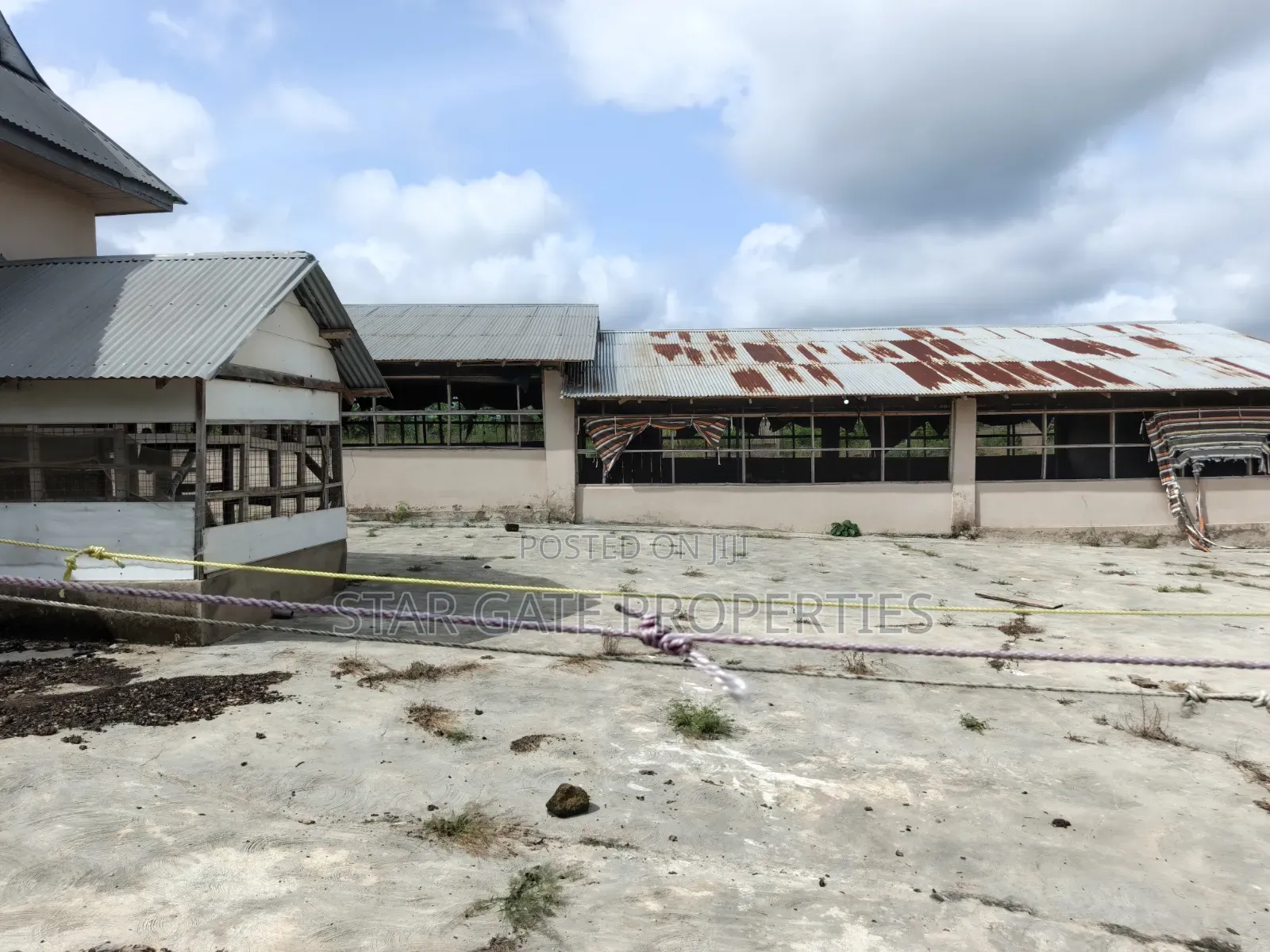 Poultry Farm Fish Farm for Sale