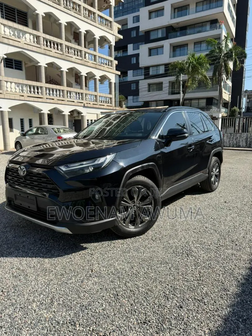 Toyota RAV4 2023 White