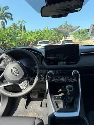 Toyota RAV4 2023 White