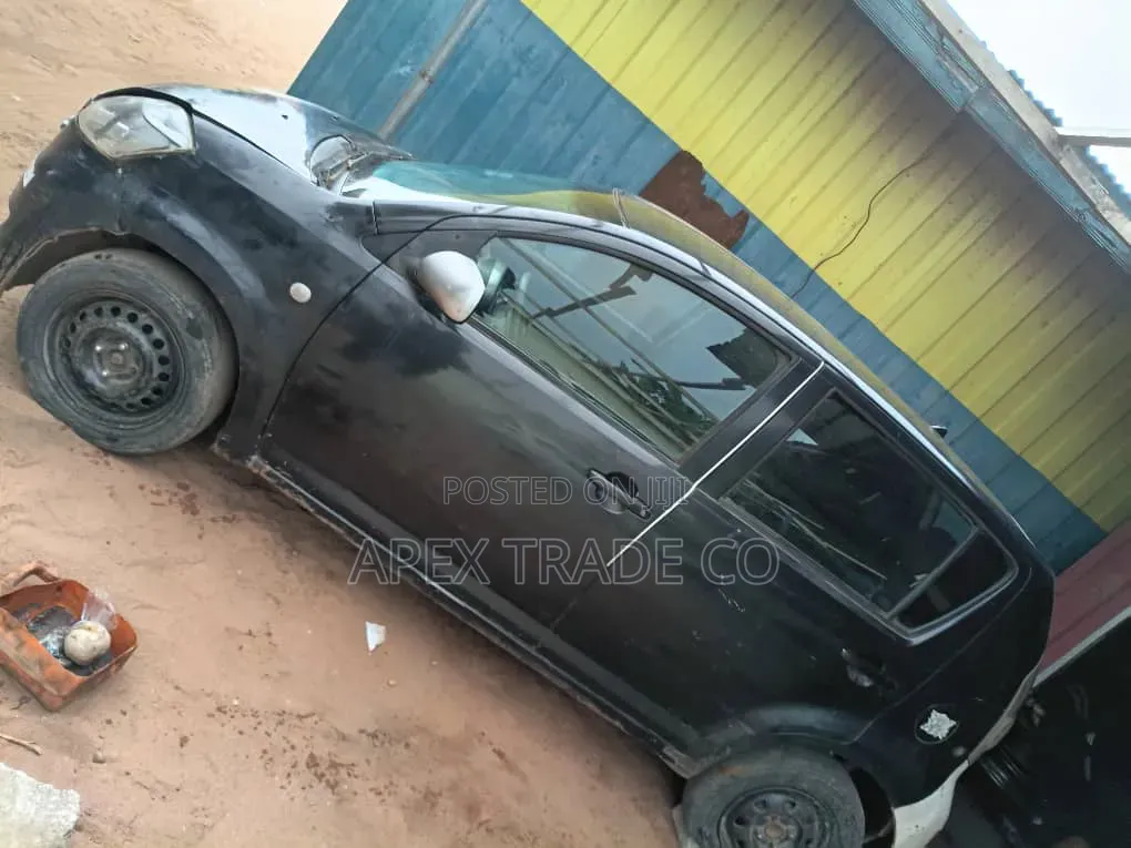 Toyota Passo 2014 Black