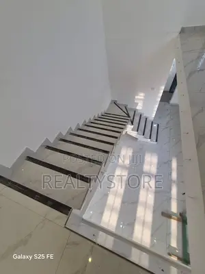 3bdrm House in Cozy Home, Accra Metropolitan for sale