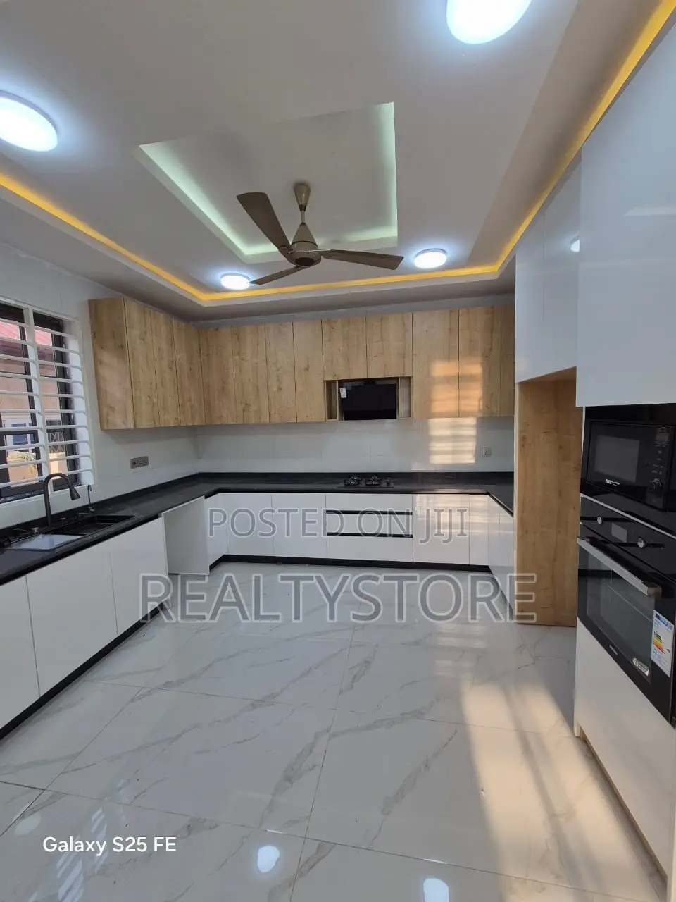 3bdrm House in Cozy Home, Accra Metropolitan for sale