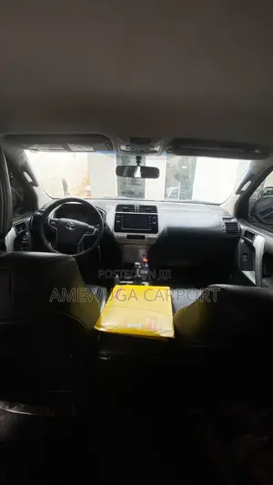 Toyota Land Cruiser Prado 2.7 2019 Black