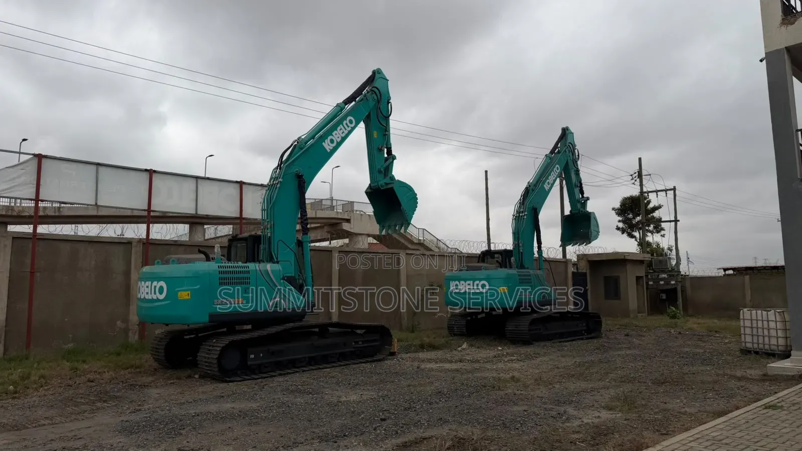 Kobelco SK220