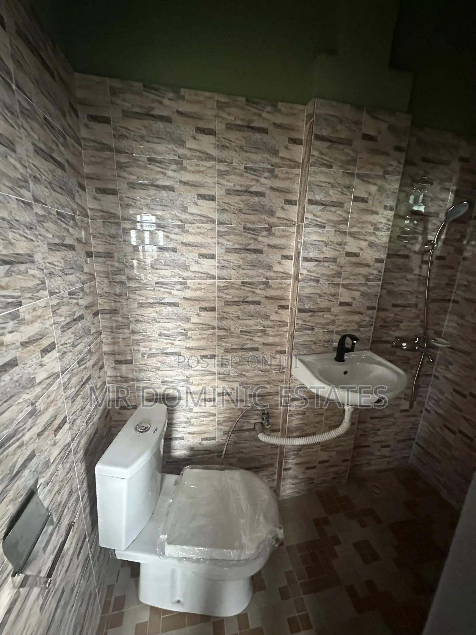 1bdrm Apartment in Mr Dominic Estates, Toll Booth for rent