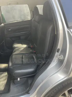 Mitsubishi Outlander 2.4 PHEV AWD 2016 Silver