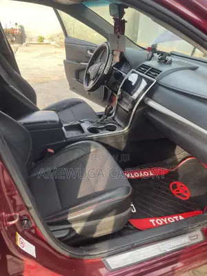 Toyota Camry SE 4dr Sedan (2.5L 4cyl 6A) 2017 Burgundy
