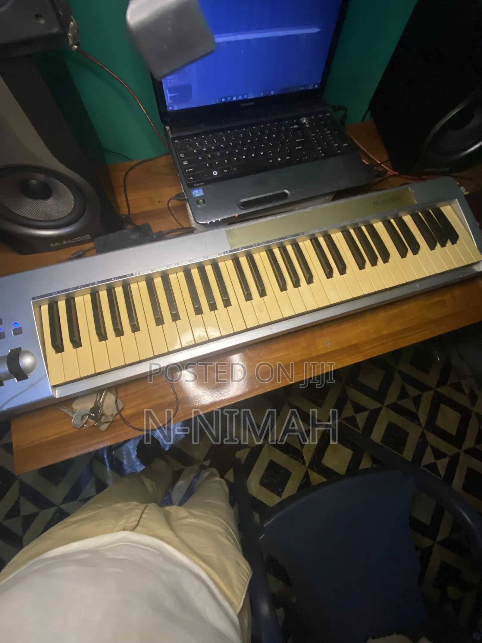 M-Audio Keystation 61es* - A 61-Key MIDI Controller Keyboard.