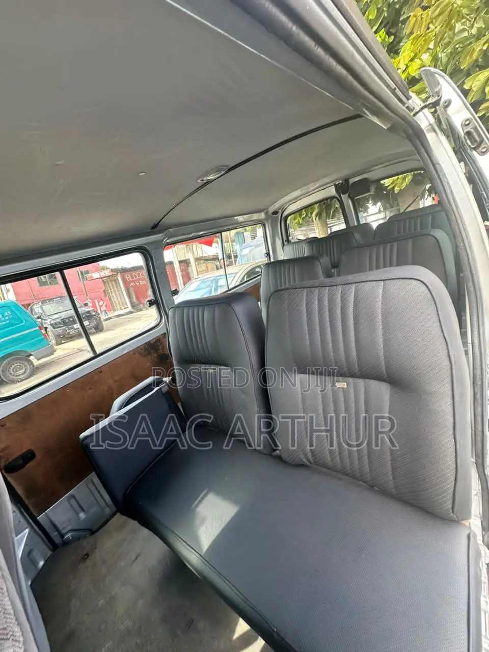 Toyota HiAce 2012 Blue