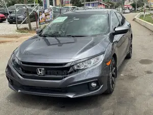 Honda Civic Sport Sedan 2019 Gray