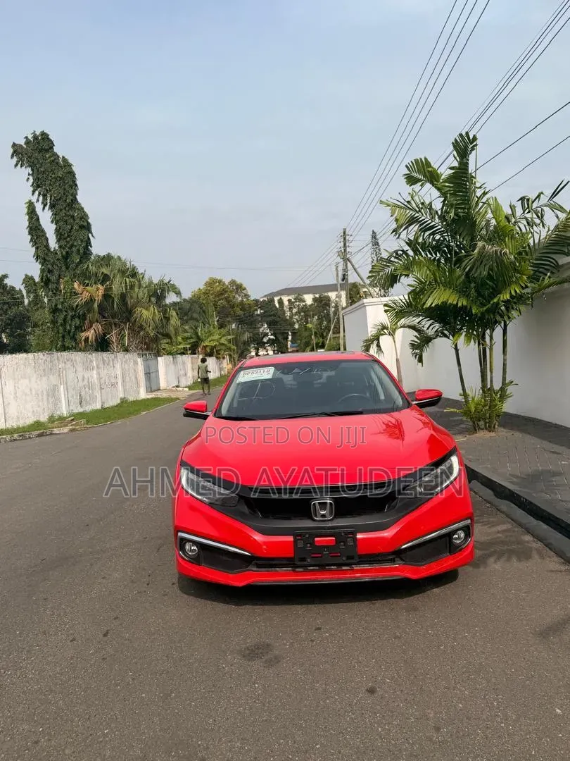 Honda Civic 2020 Pink