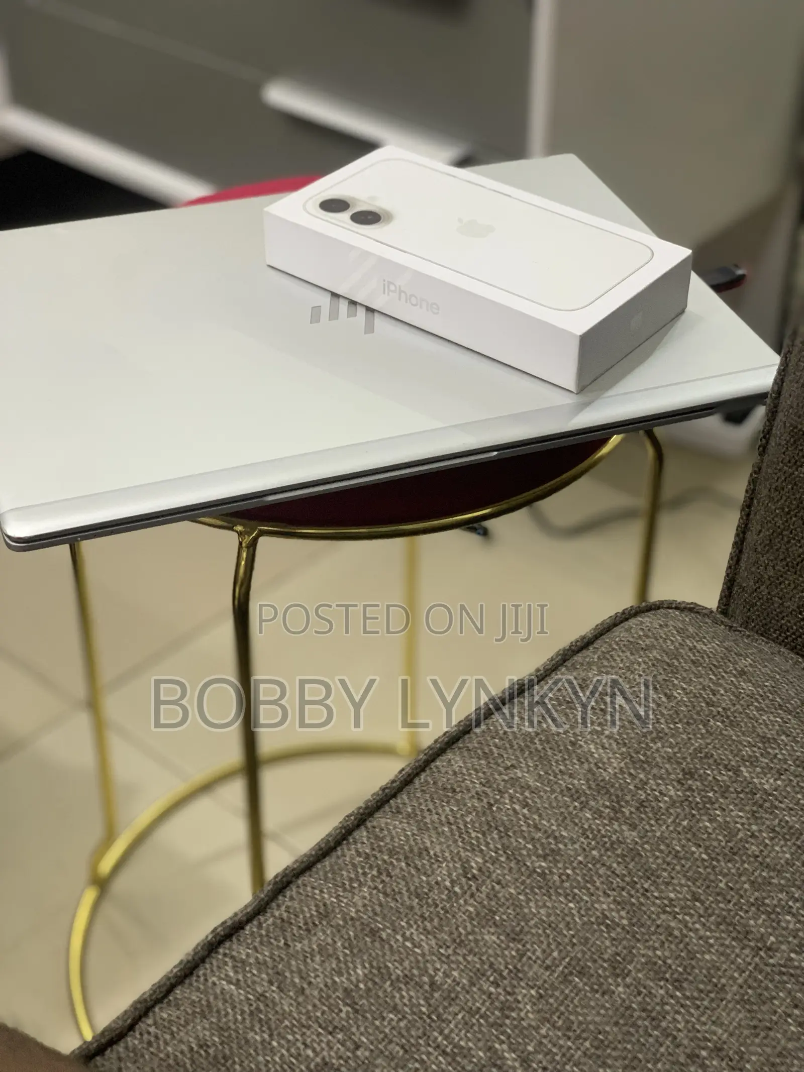 Apple iPhone 16 128 GB White