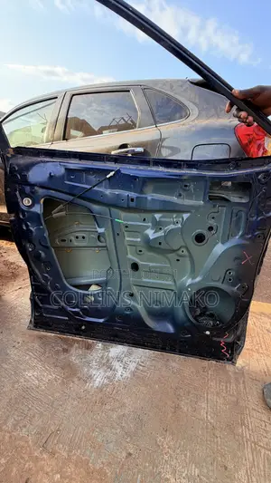 Toyota RAV4 Empty Door Left Driver Side