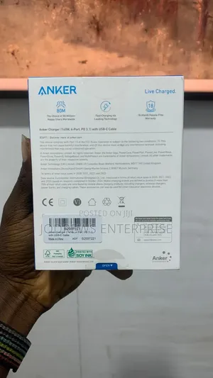Anker Charger (140W, 4 Ports, Smart Display) With 5ft USB-C Cable