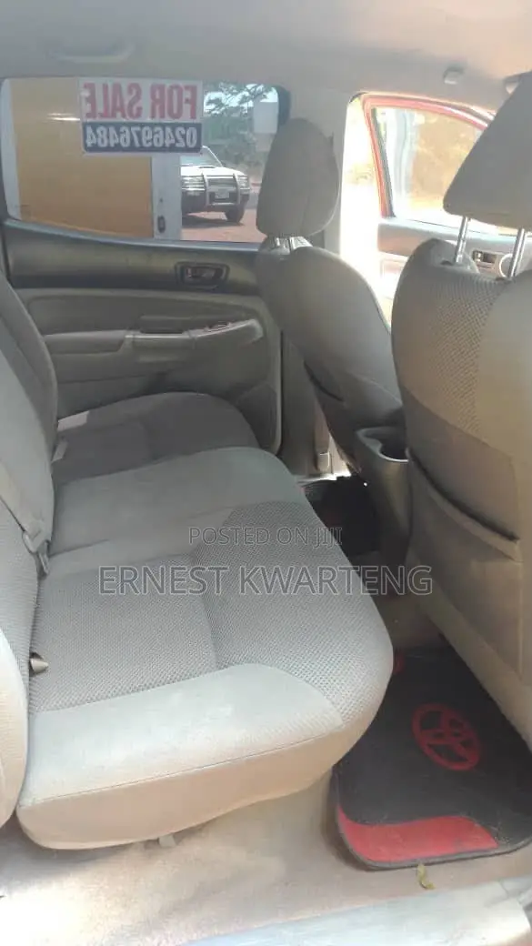Toyota Tacoma 2011 Red