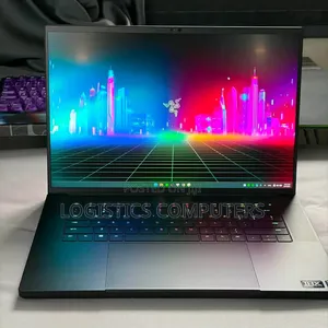Laptop Razer Blade Pro 32GB Intel Core Ultra 9 SSD 1T
