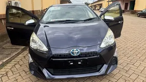 Toyota Aqua 2015 Black