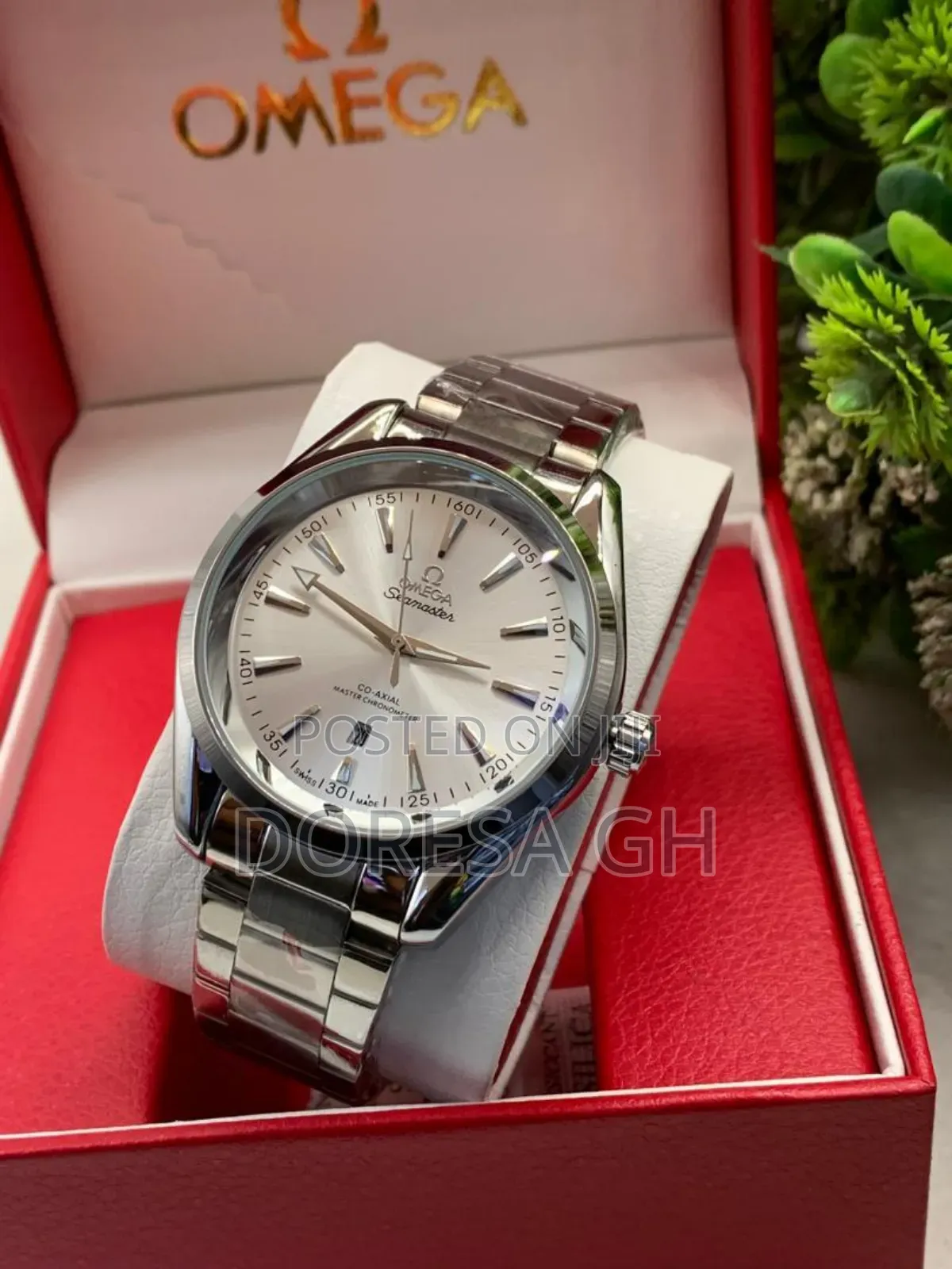 Omega Aqua Terra Men’s Stainless Steel Watch – Classic Wristwatch