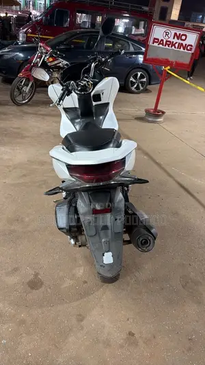 Honda 2023 White