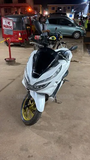 Honda 2023 White