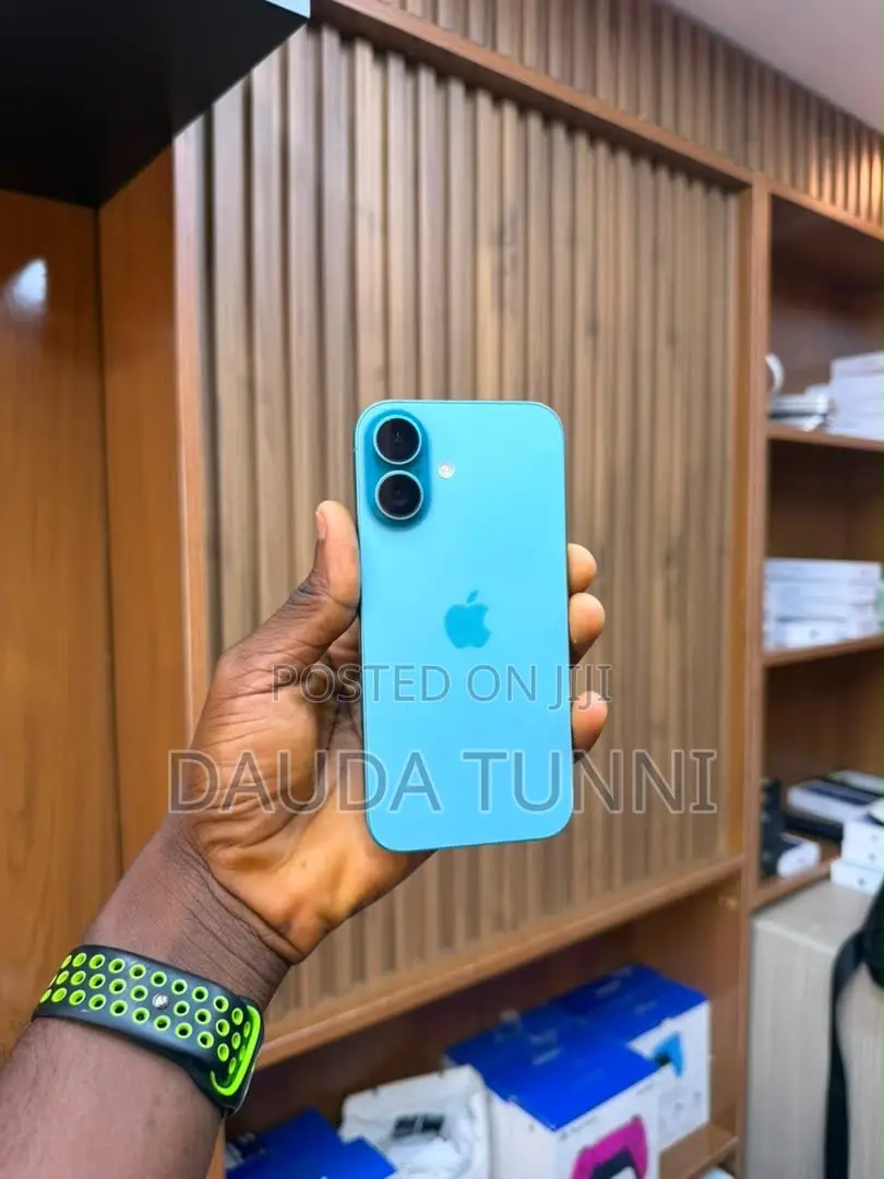 New Apple iPhone 16 Plus 128 GB