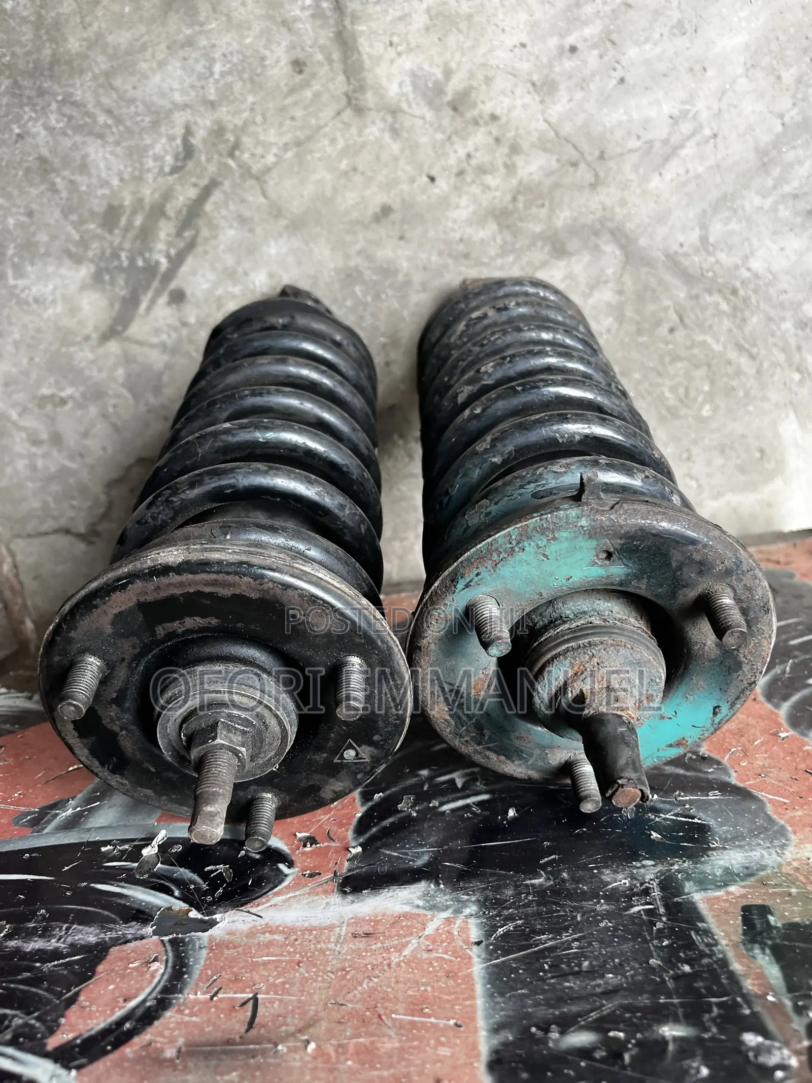 Nissan Navara Front Shocks