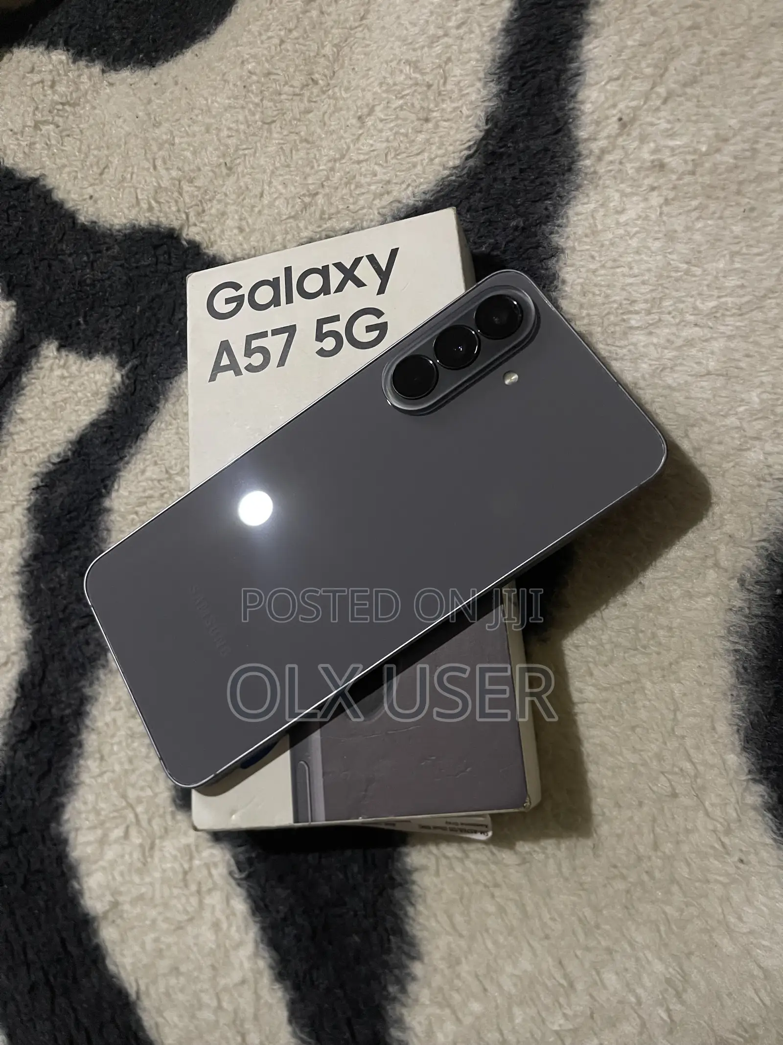Samsung Galaxy A57 256 GB Gray