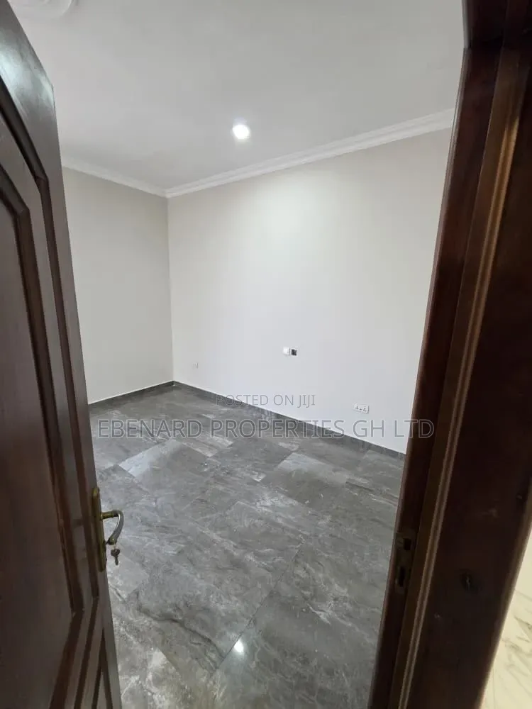 2bdrm Apartment in Ebenard Properties, Police Station for rent