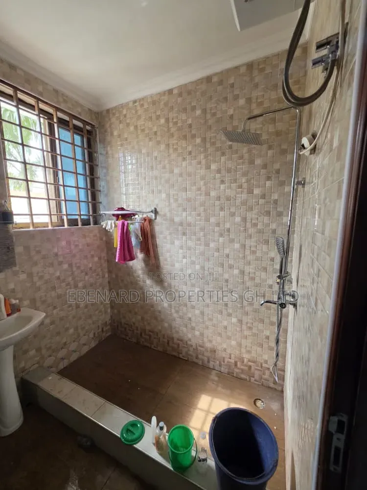 2bdrm Apartment in Ebenard Properties, Police Station for rent