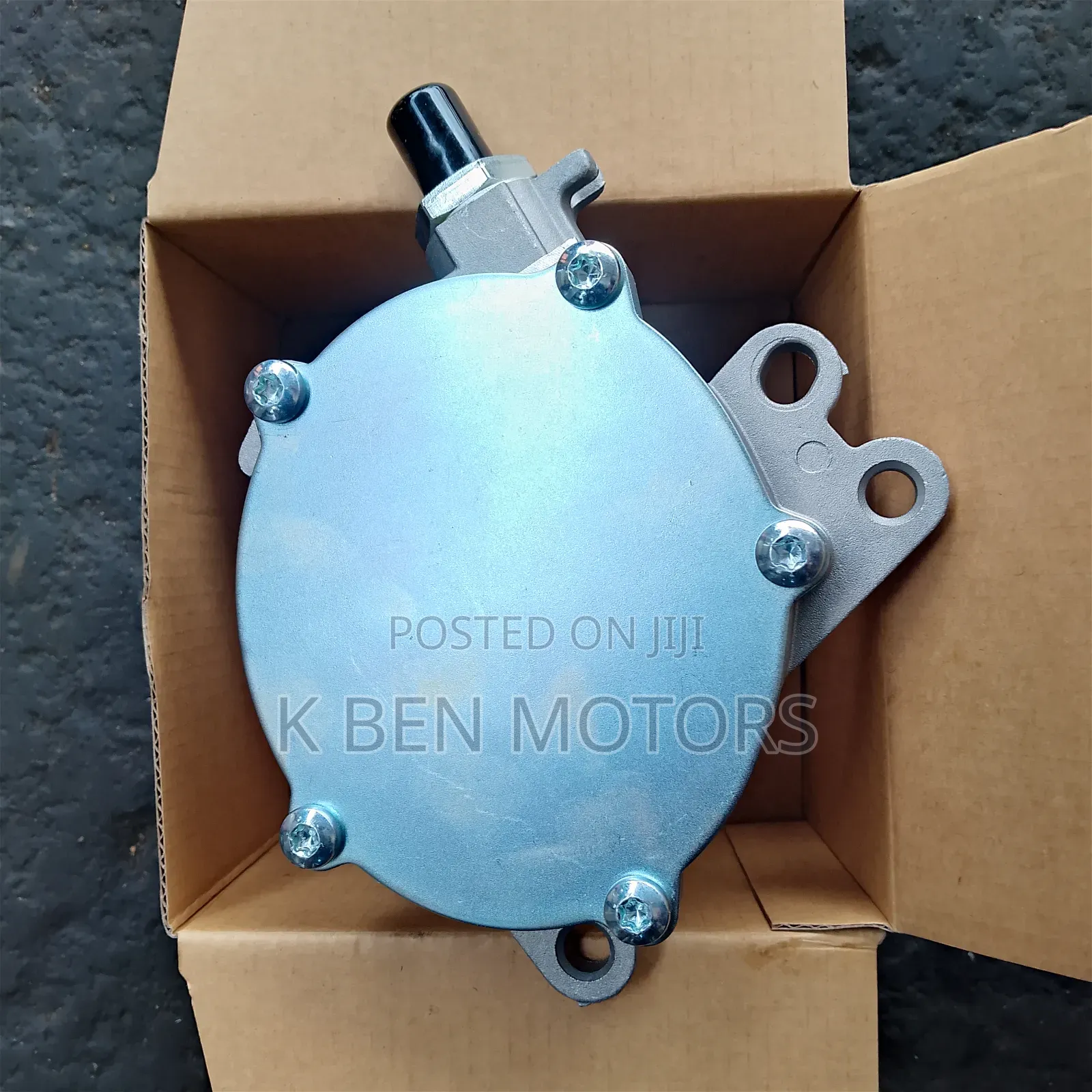 Toyota Hilux 2GD Vacuum Pump or Break Adjuster