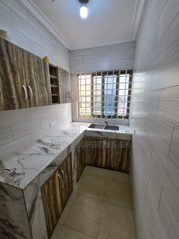 3bdrm Apartment in Ebenard Properties, Police Station for rent