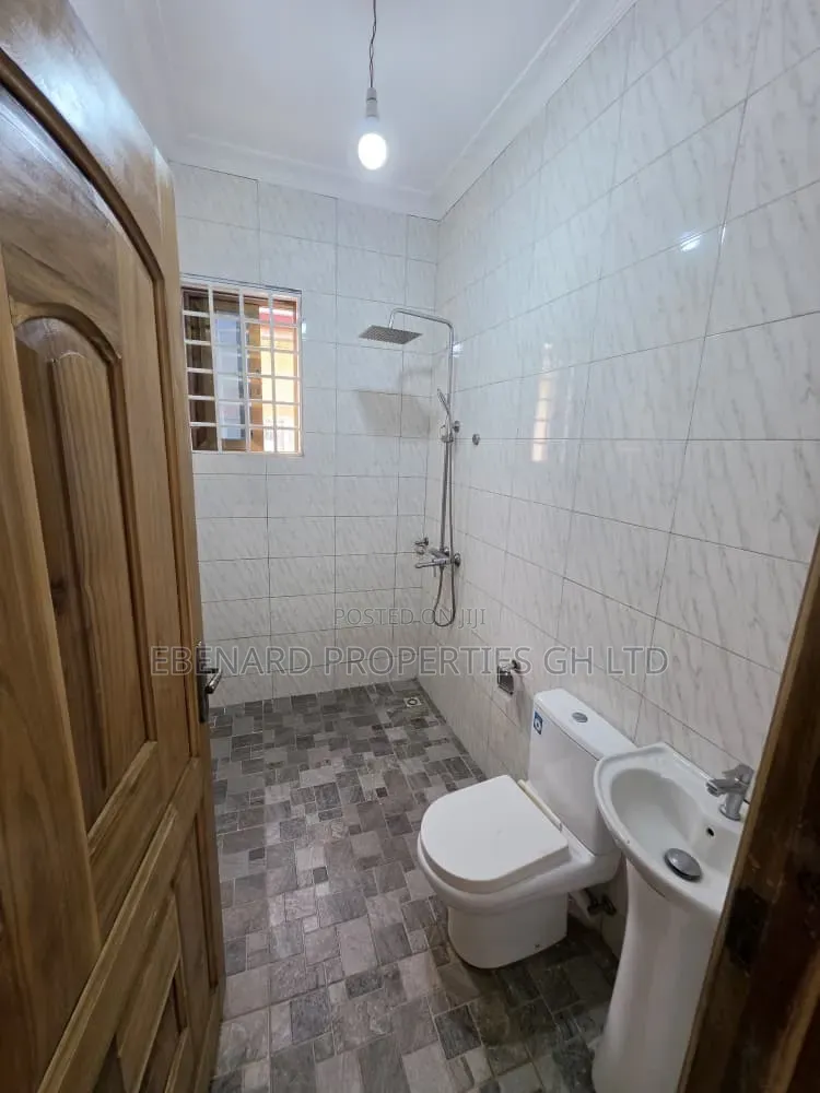 3bdrm Apartment in Ebenard Properties, Police Station for rent