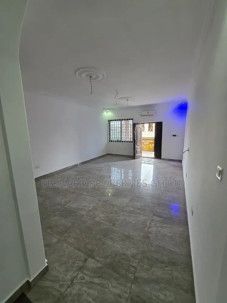 3bdrm Apartment in Ebenard Properties, Police Station for rent
