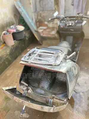 Honda 1986 Silver