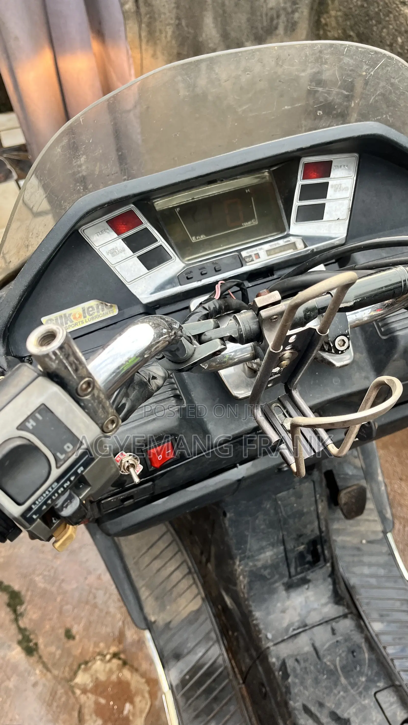Honda 1986 Silver