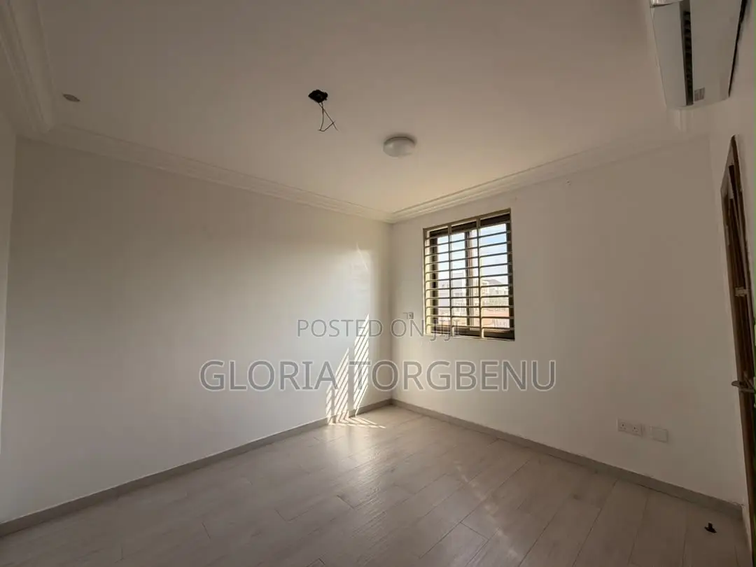 2bdrm Apartment in Ashaley Botwe for rent