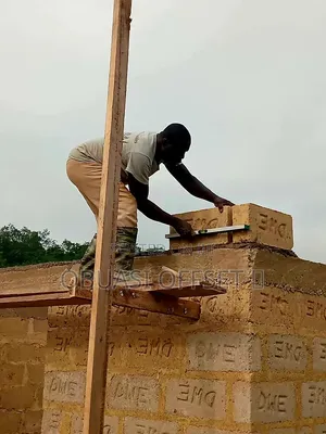 5bdrm House in Obuasi Municipal for sale