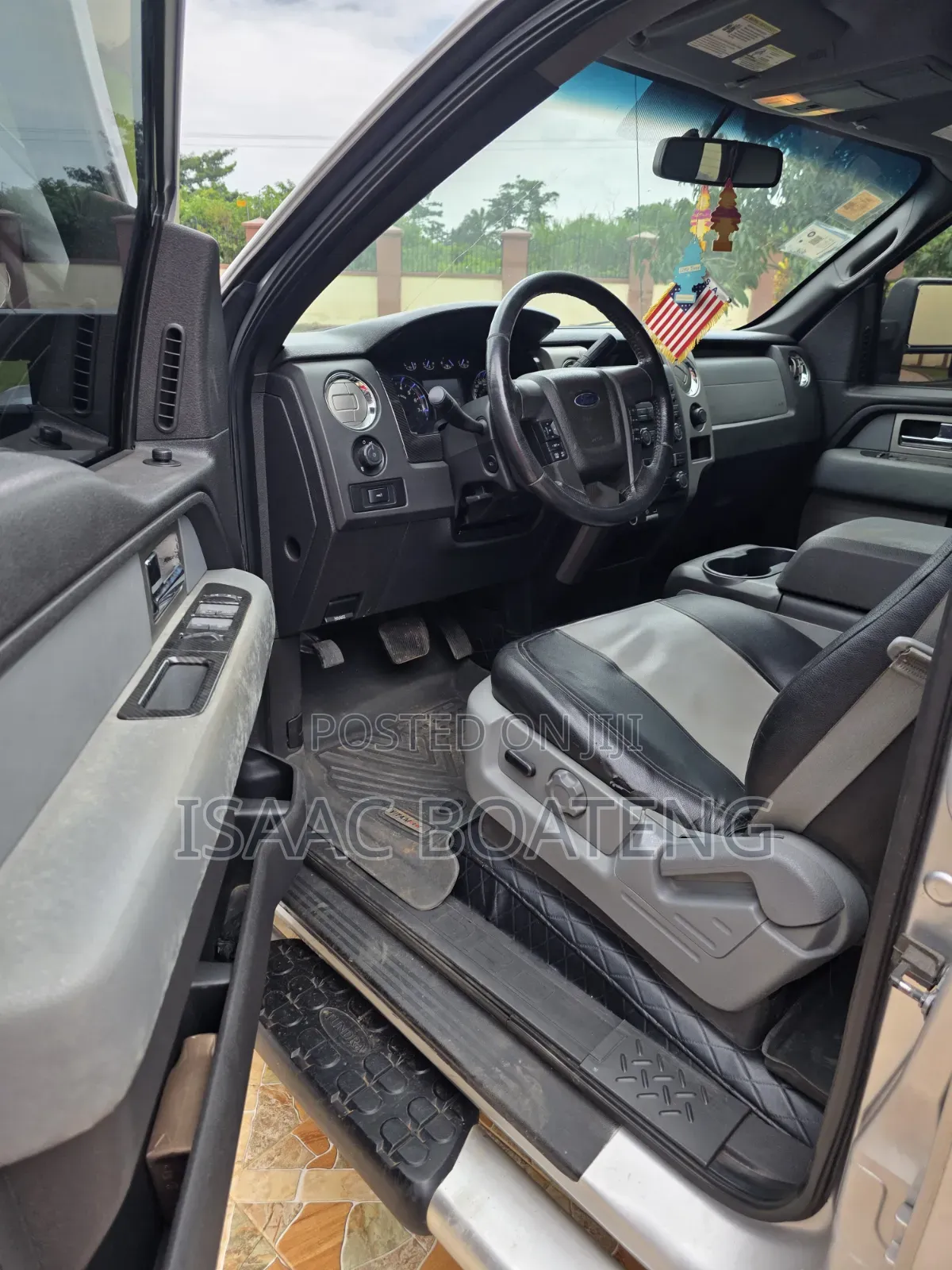 Ford F-150 Platinum  2013 Silver