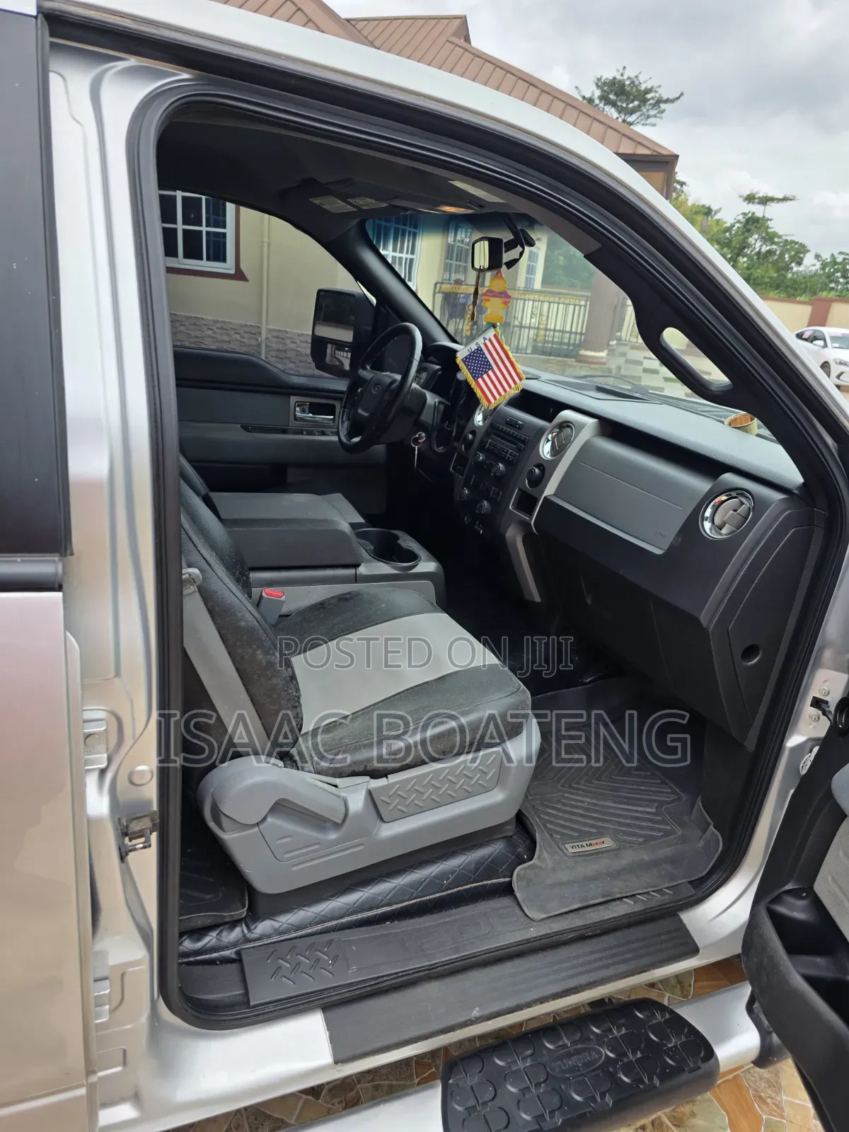 Ford F-150 Platinum  2013 Silver