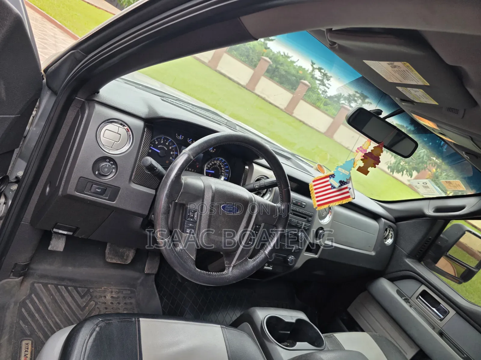 Ford F-150 Platinum  2013 Silver
