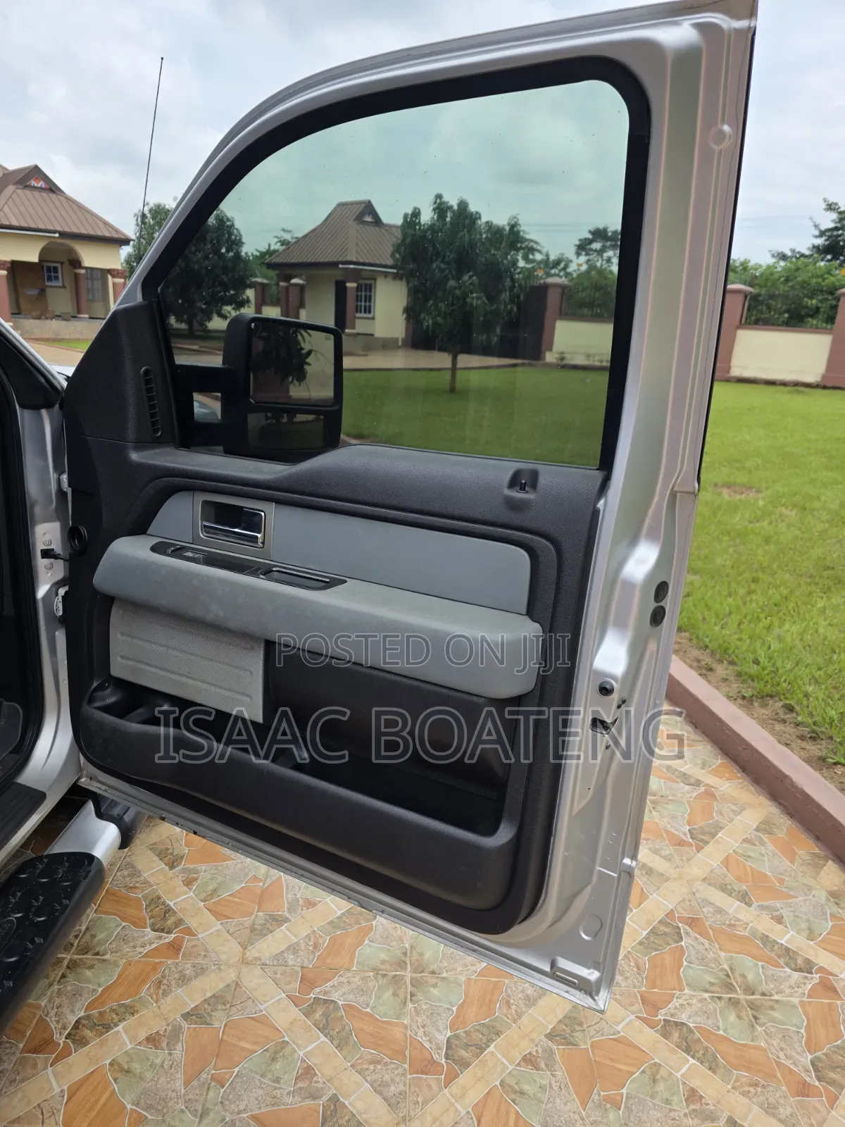 Ford F-150 Platinum  2013 Silver