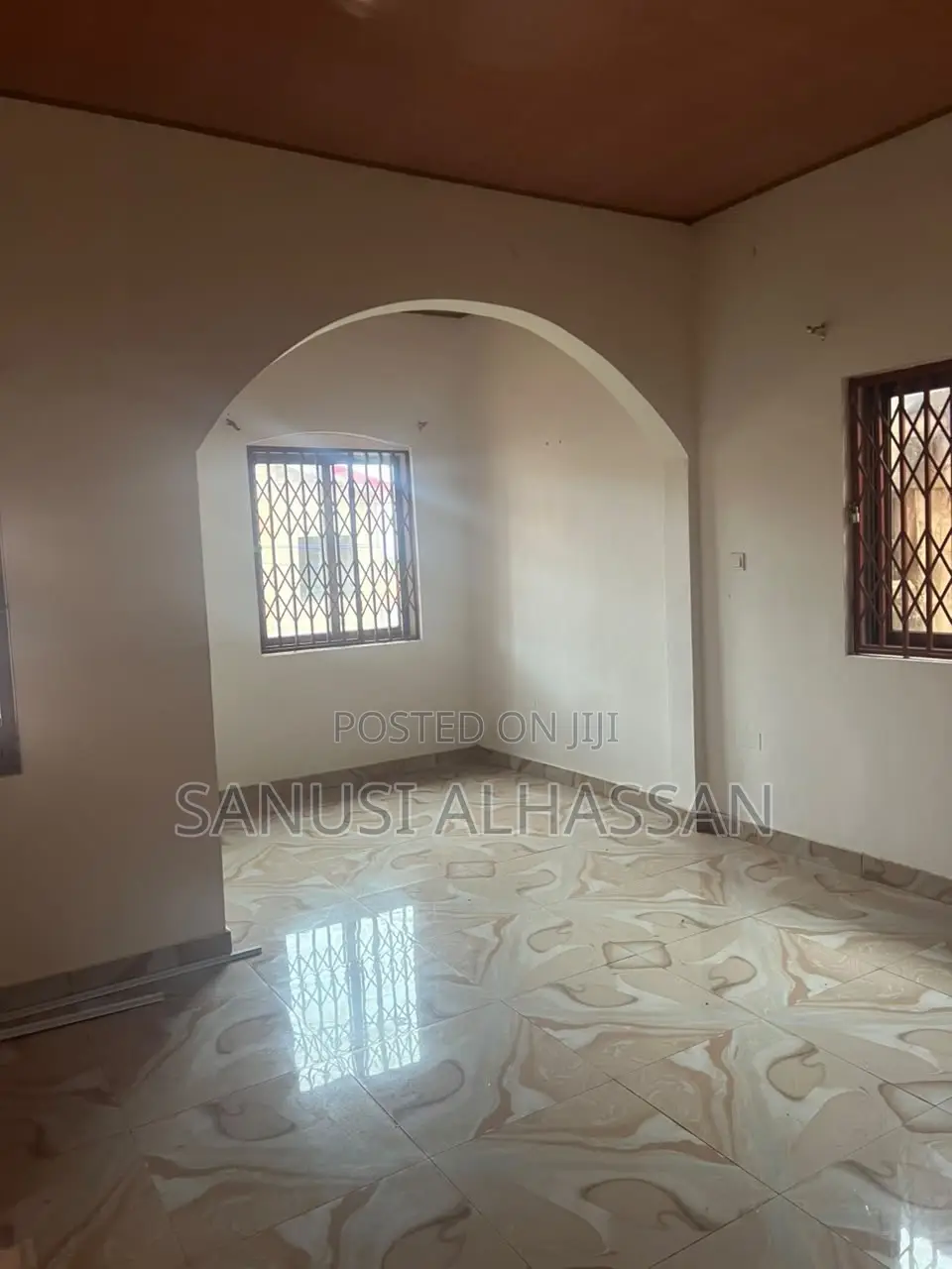 3bdrm Apartment in Old Barrier for rent