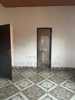 3bdrm Apartment in Old Barrier for rent