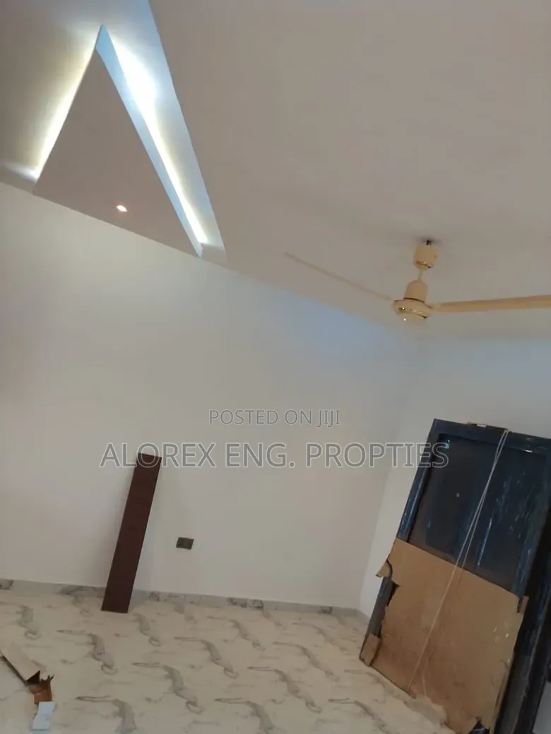 1bdrm Apartment in Oyibi, Sasaabi for rent