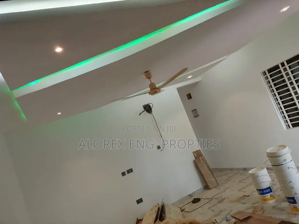 1bdrm Apartment in Oyibi, Sasaabi for rent