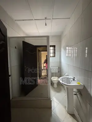 2bdrm Apartment in Redtop, Weija for rent