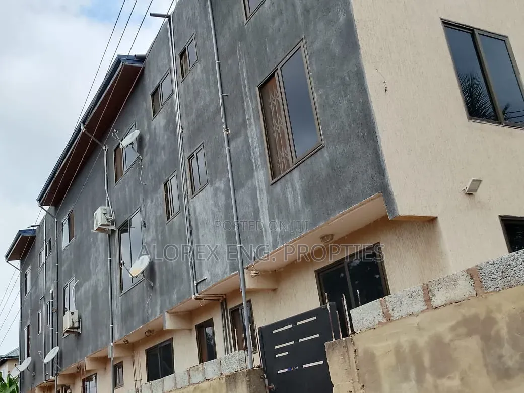 1bdrm Apartment in Oyibi, Pillar 2, Sasaabi for rent