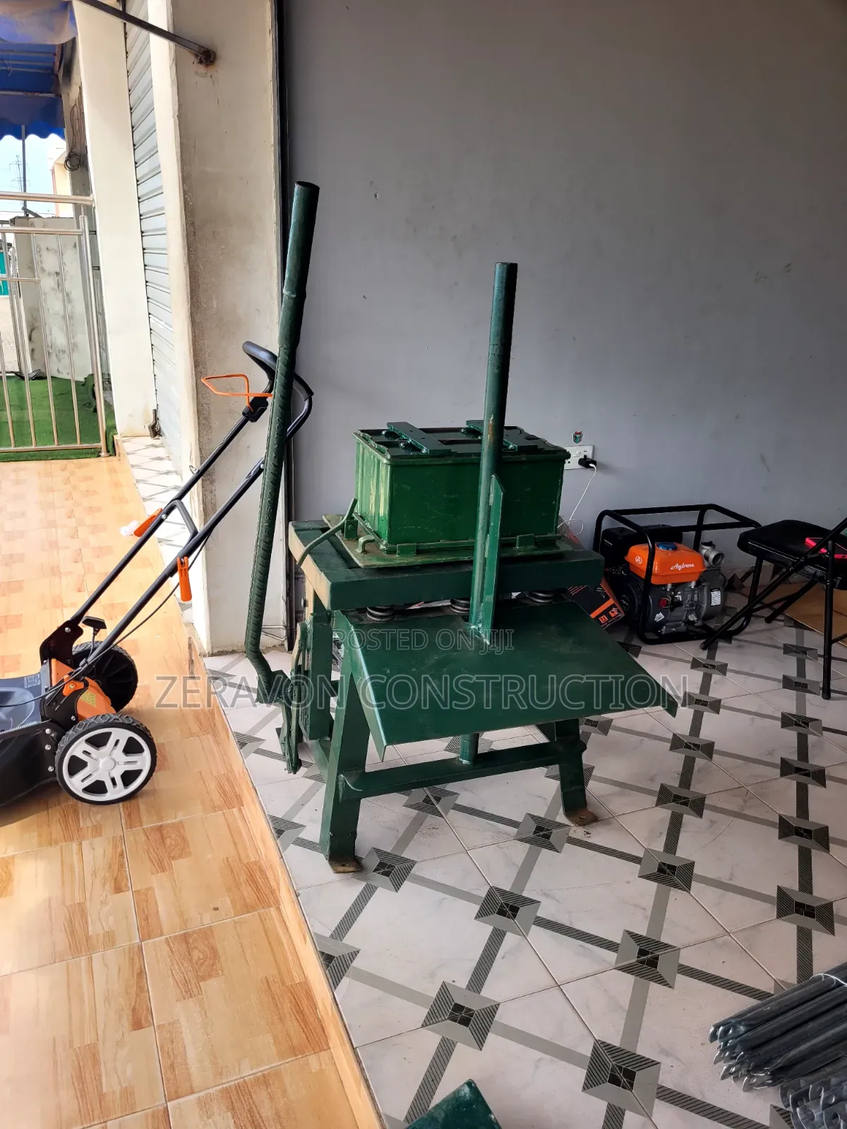 Automatic Block Machine