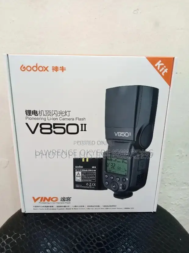 GODOX 850II Speed Light